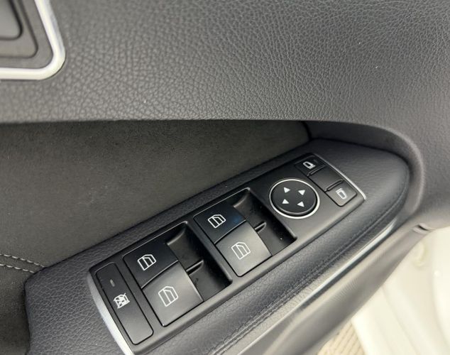 Mercedes-Benz E-Класс  Base