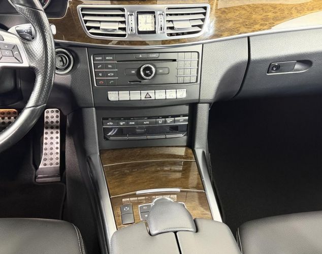 Mercedes-Benz E-Класс  Base