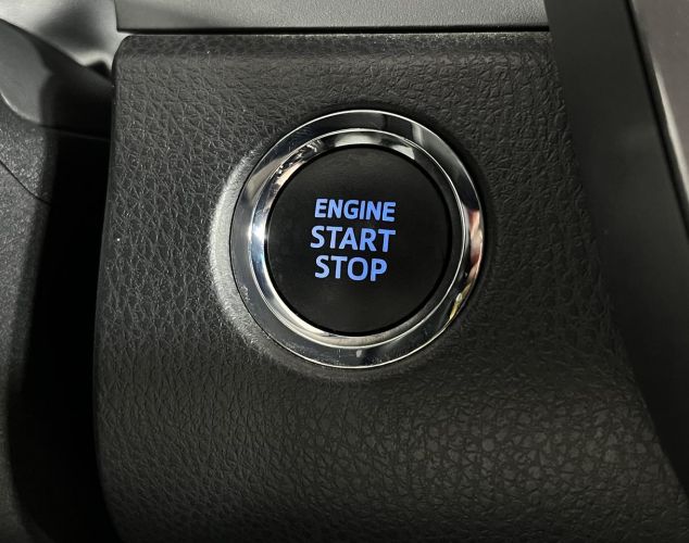 Toyota Camry  Люкс Safety