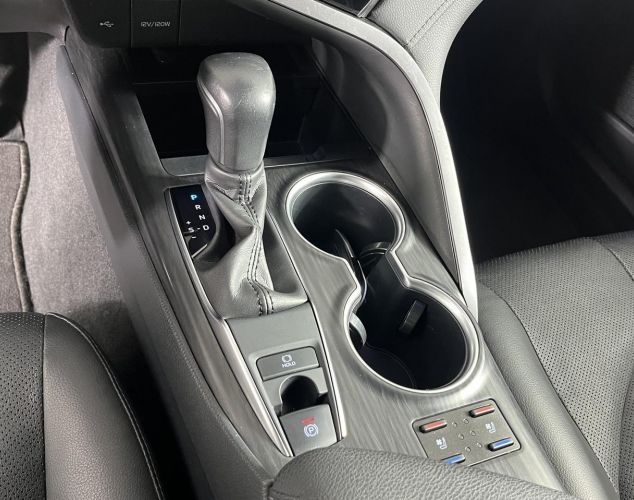 Toyota Camry  Люкс Safety