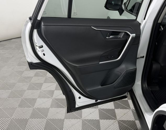 Toyota RAV4  Adventure