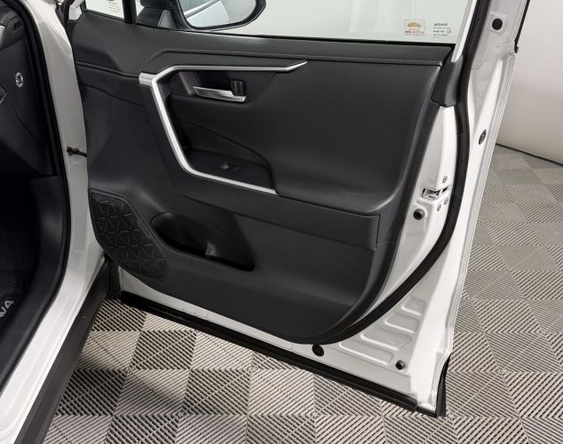 Toyota RAV4  Adventure