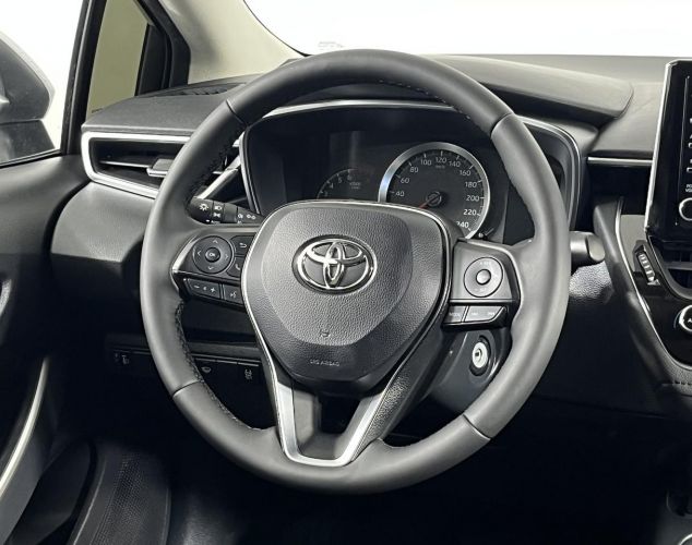 Toyota Corolla  Комфорт (CVT) 18