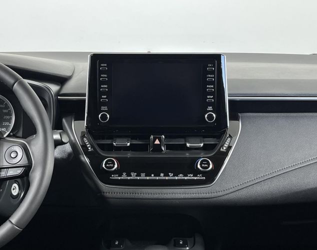 Toyota Corolla  Комфорт (CVT) 18