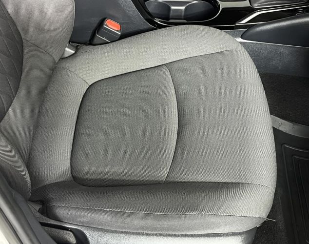 Toyota Corolla  Комфорт (CVT) 18