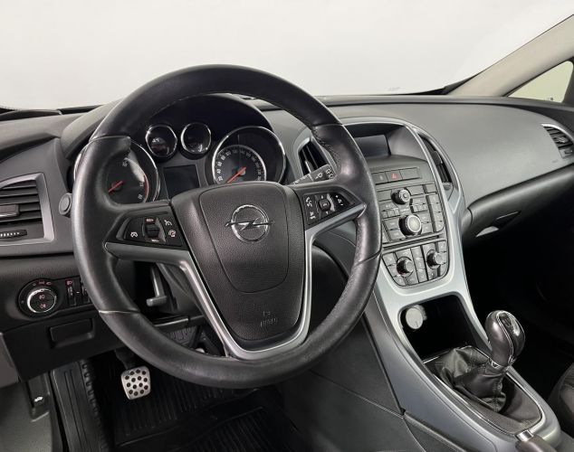 Opel Astra  Базовая