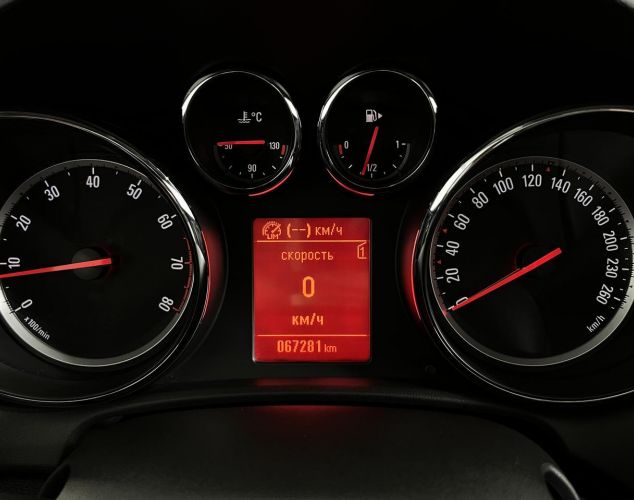 Opel Astra  Базовая