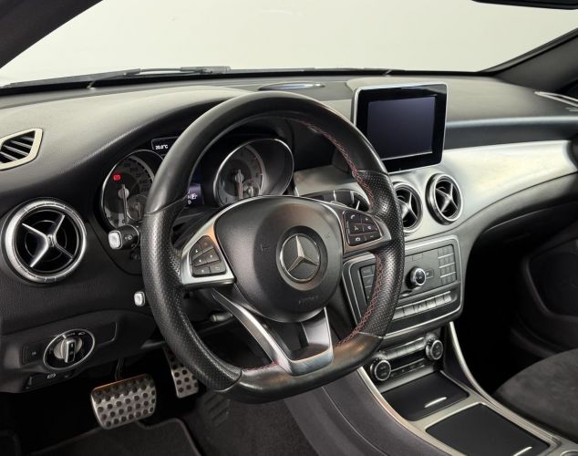 Mercedes-Benz CLA-Класс  