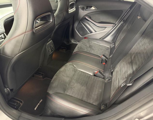 Mercedes-Benz CLA-Класс  