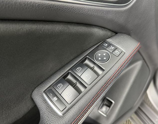 Mercedes-Benz CLA-Класс  