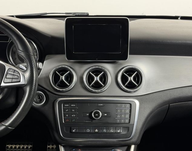 Mercedes-Benz CLA-Класс  