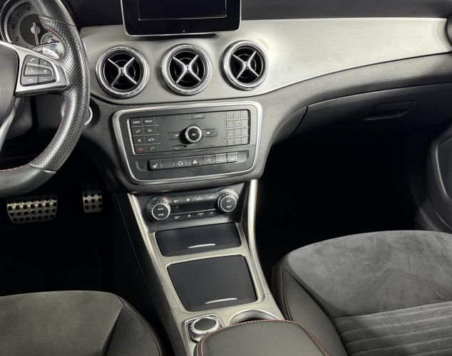 Mercedes-Benz CLA-Класс  