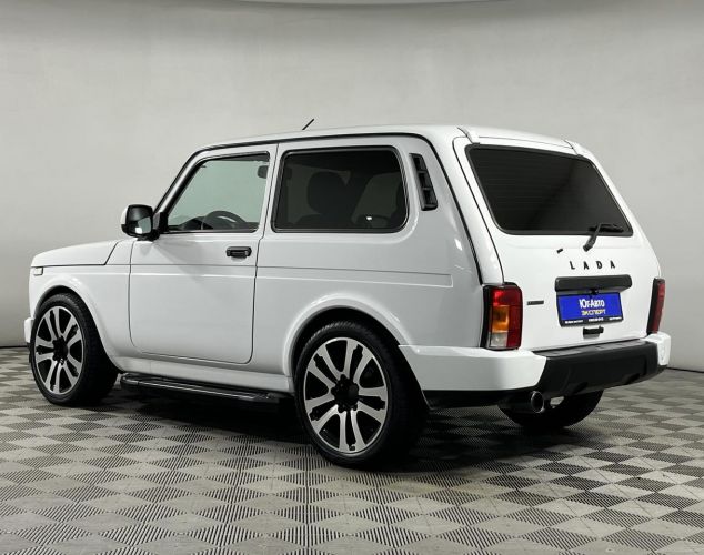 LADA (ВАЗ) Niva (4x4)  