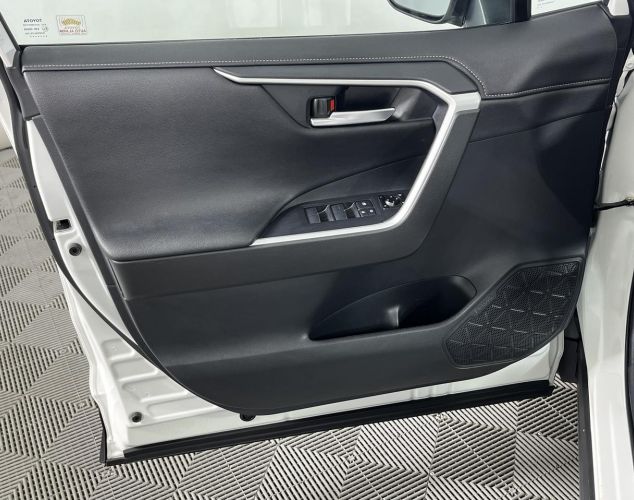 Toyota RAV4  Комфорт 25