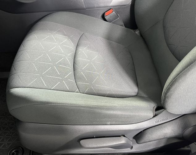 Toyota RAV4  Комфорт 25