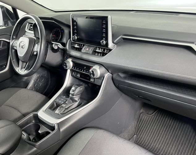 Toyota RAV4  Комфорт 25