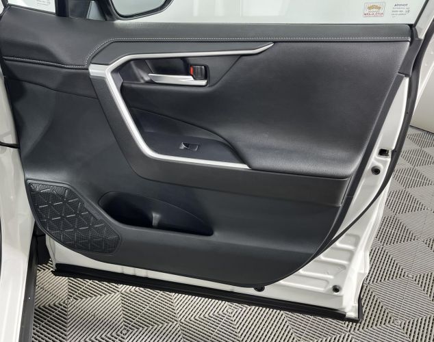 Toyota RAV4  Комфорт 25