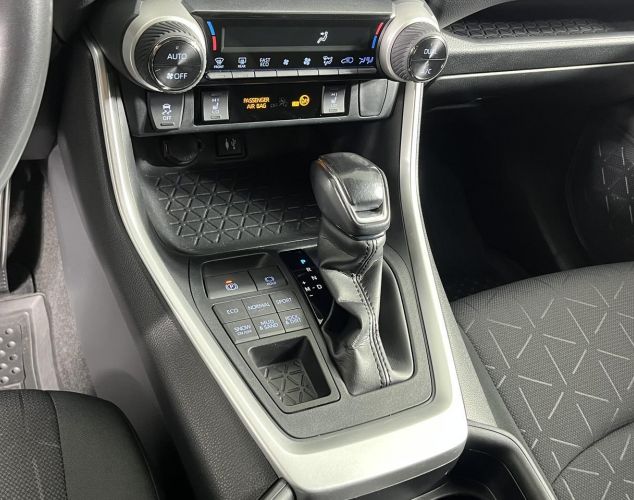 Toyota RAV4  Комфорт 25