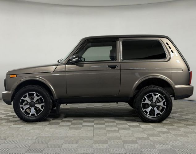 LADA (ВАЗ) Niva (4x4)  Luxe Urban