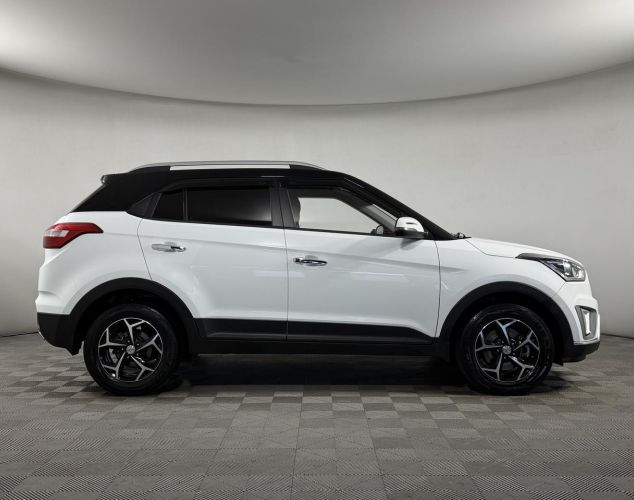 Hyundai Creta  Travel + Advanced + Двухцветная окраска кузова