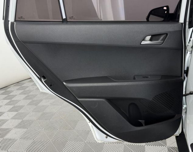 Hyundai Creta  Travel + Advanced + Двухцветная окраска кузова