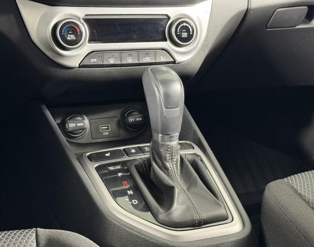 Hyundai Creta  Travel + Advanced + Двухцветная окраска кузова