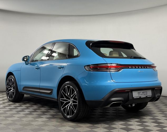 Porsche Macan  