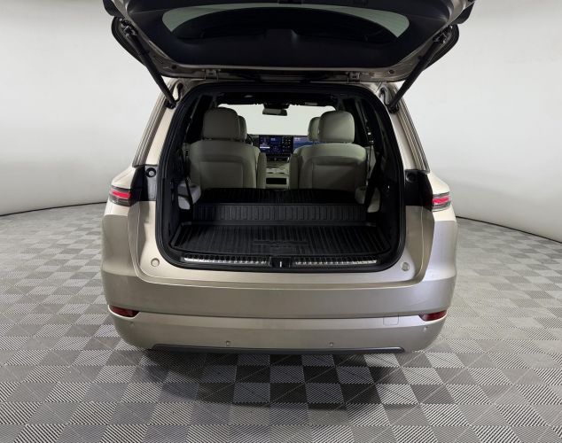 LiXiang (Li Auto) L9  