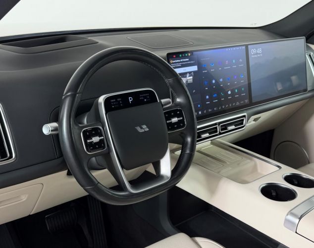 LiXiang (Li Auto) L9  