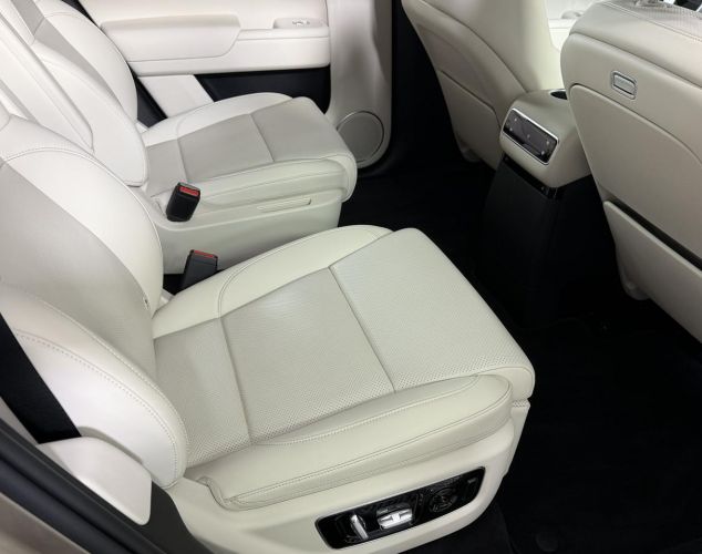 LiXiang (Li Auto) L9  