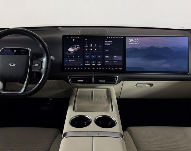 LiXiang (Li Auto) L9  