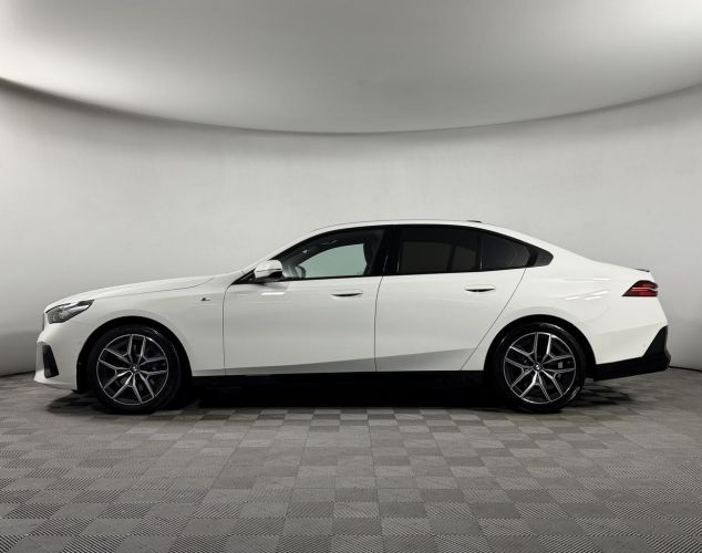 BMW 5 серия  