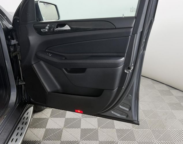 Mercedes-Benz GLS-Класс  