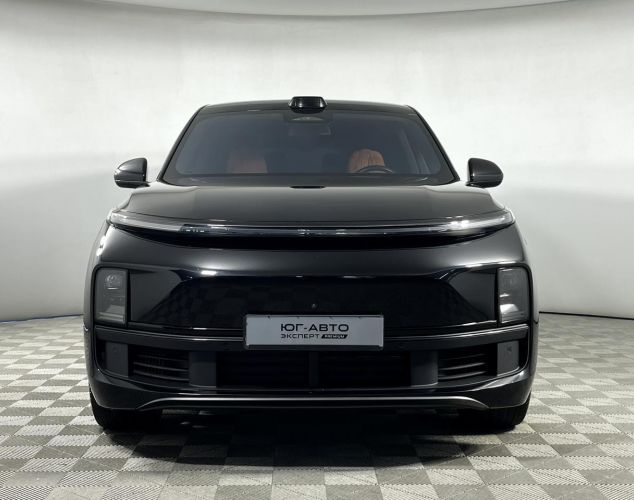 LiXiang (Li Auto) L9  