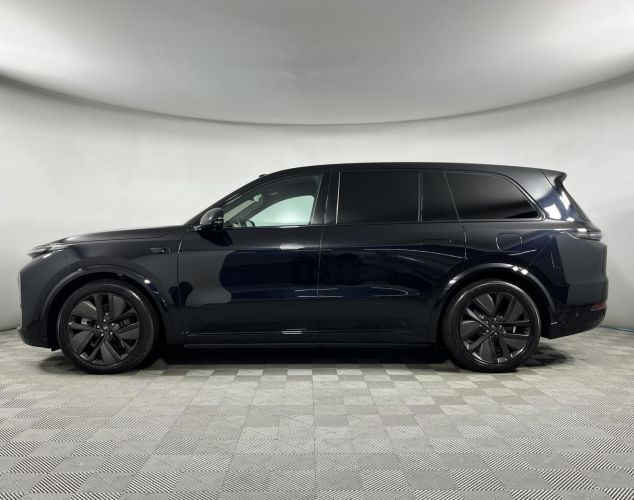 LiXiang (Li Auto) L9  