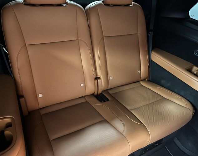 LiXiang (Li Auto) L9  