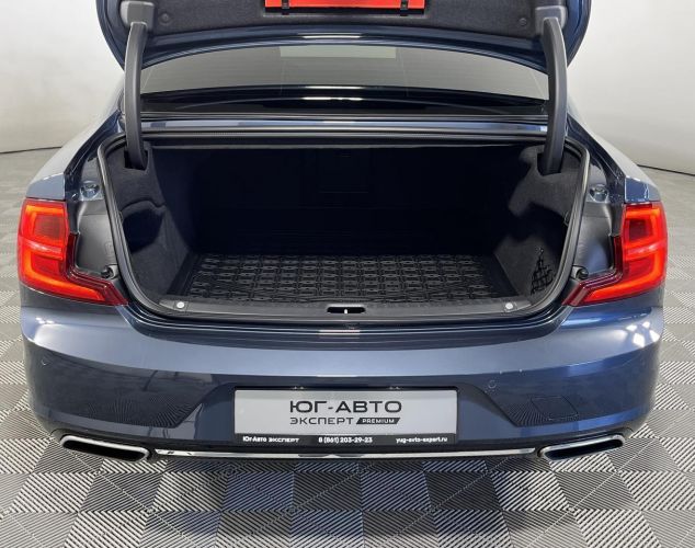 Volvo S90  Inscription