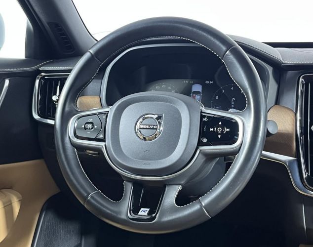 Volvo S90  Inscription