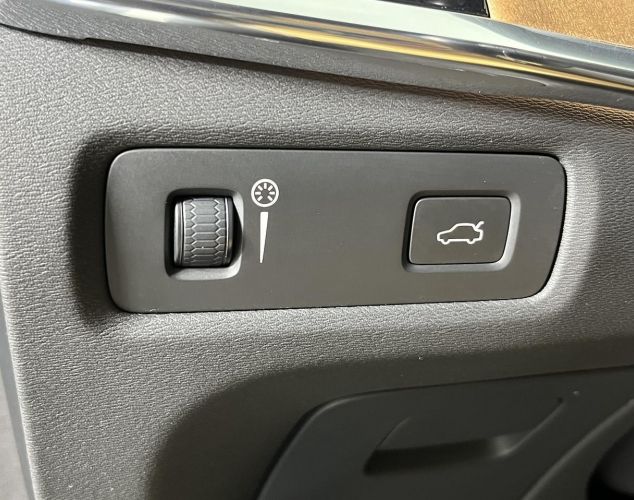 Volvo S90  Inscription