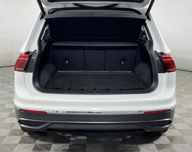 Volkswagen Tiguan  Respect