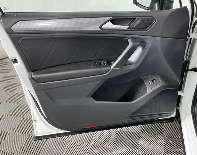 Volkswagen Tiguan  Respect