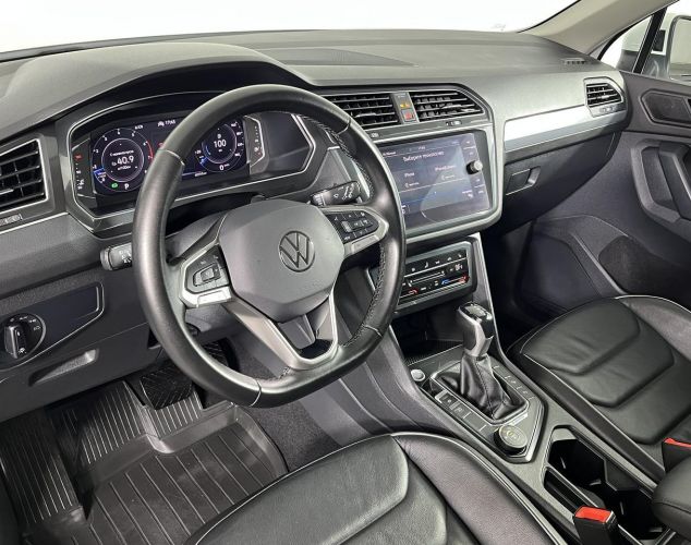 Volkswagen Tiguan  Respect
