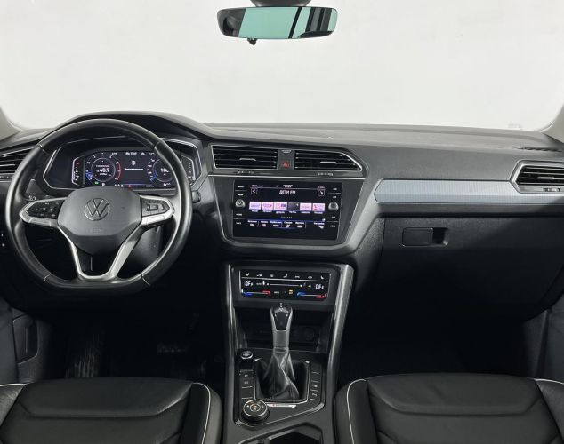 Volkswagen Tiguan  Respect