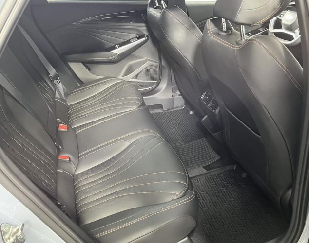 Geely Preface  Флагман