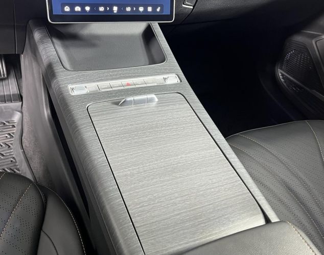 Geely Preface  Флагман