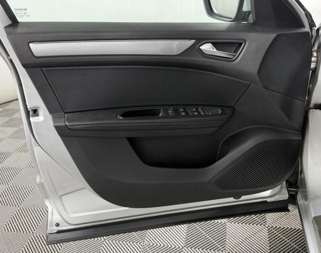 Renault Arkana  Drive TCe 150