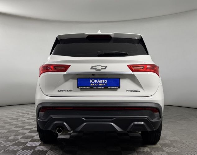 Chevrolet NAV Captiva  Premier 7 Seats