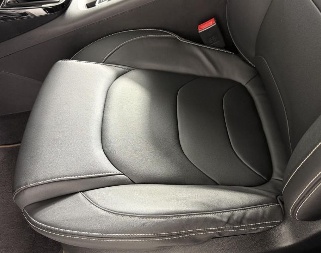 Chevrolet NAV Captiva  Premier 7 Seats