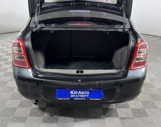 Chevrolet NAV Cobalt  LT 