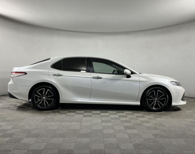 Toyota Camry  Элеганс Safety